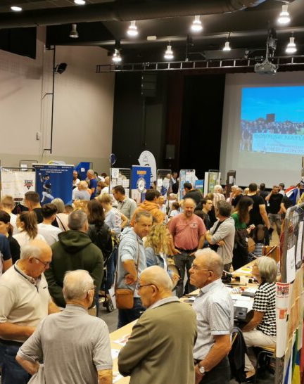 photo du salon des associations